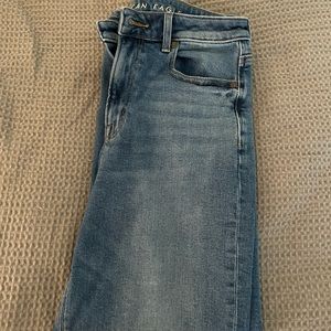American Eagle mom jeans